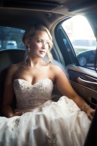ottawa bride in car wedding day
